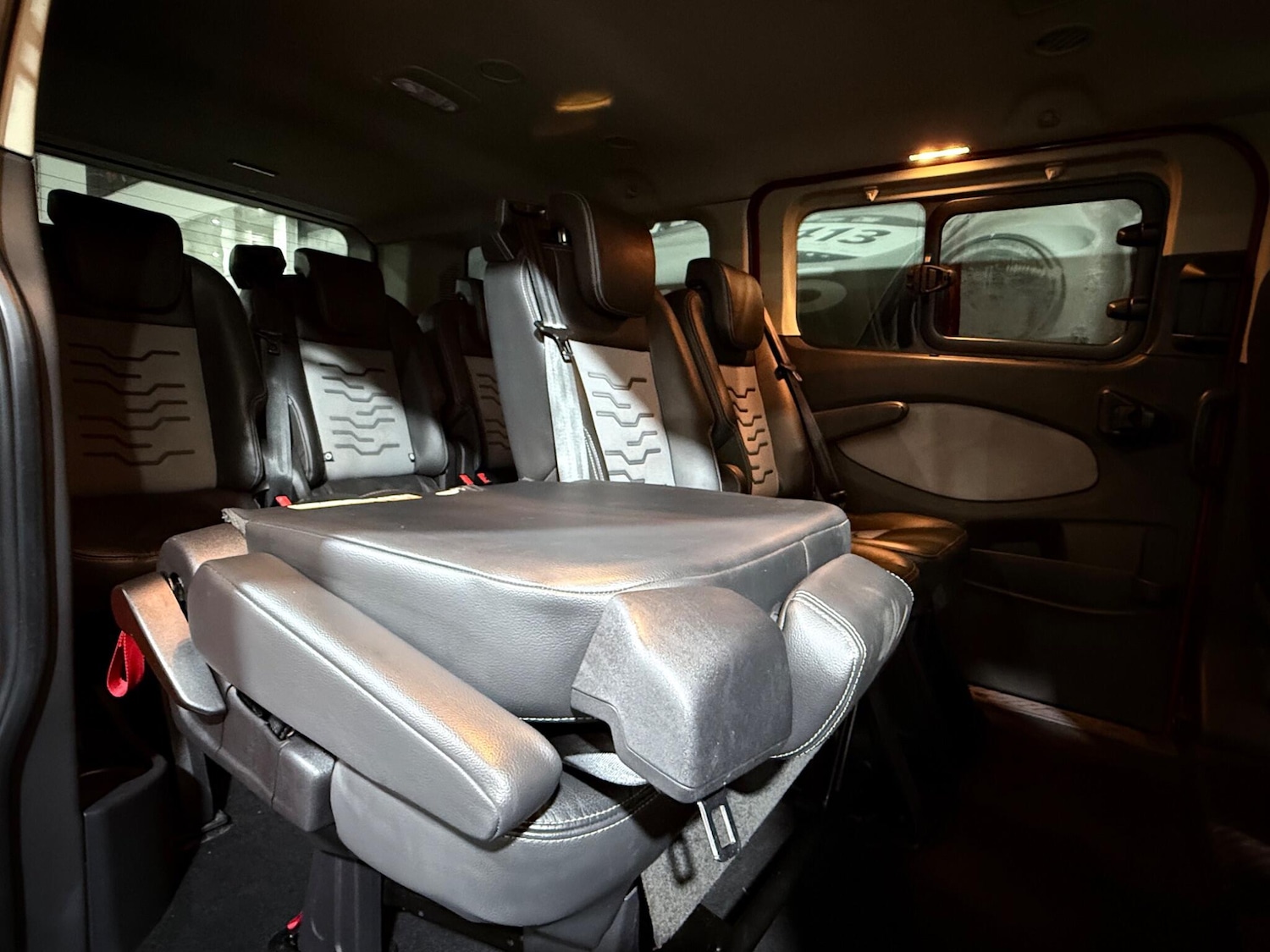 Used Ford Tourneo Custom 2017 for sale - 76752667: Photo 10