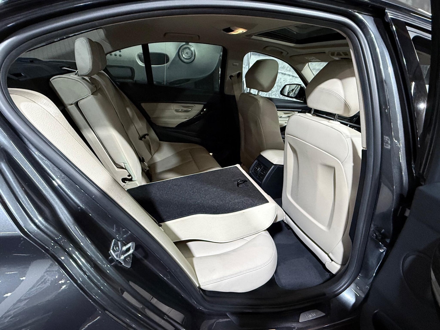 Used BMW 3 Series 2015 for sale - 77253967: Photo 22