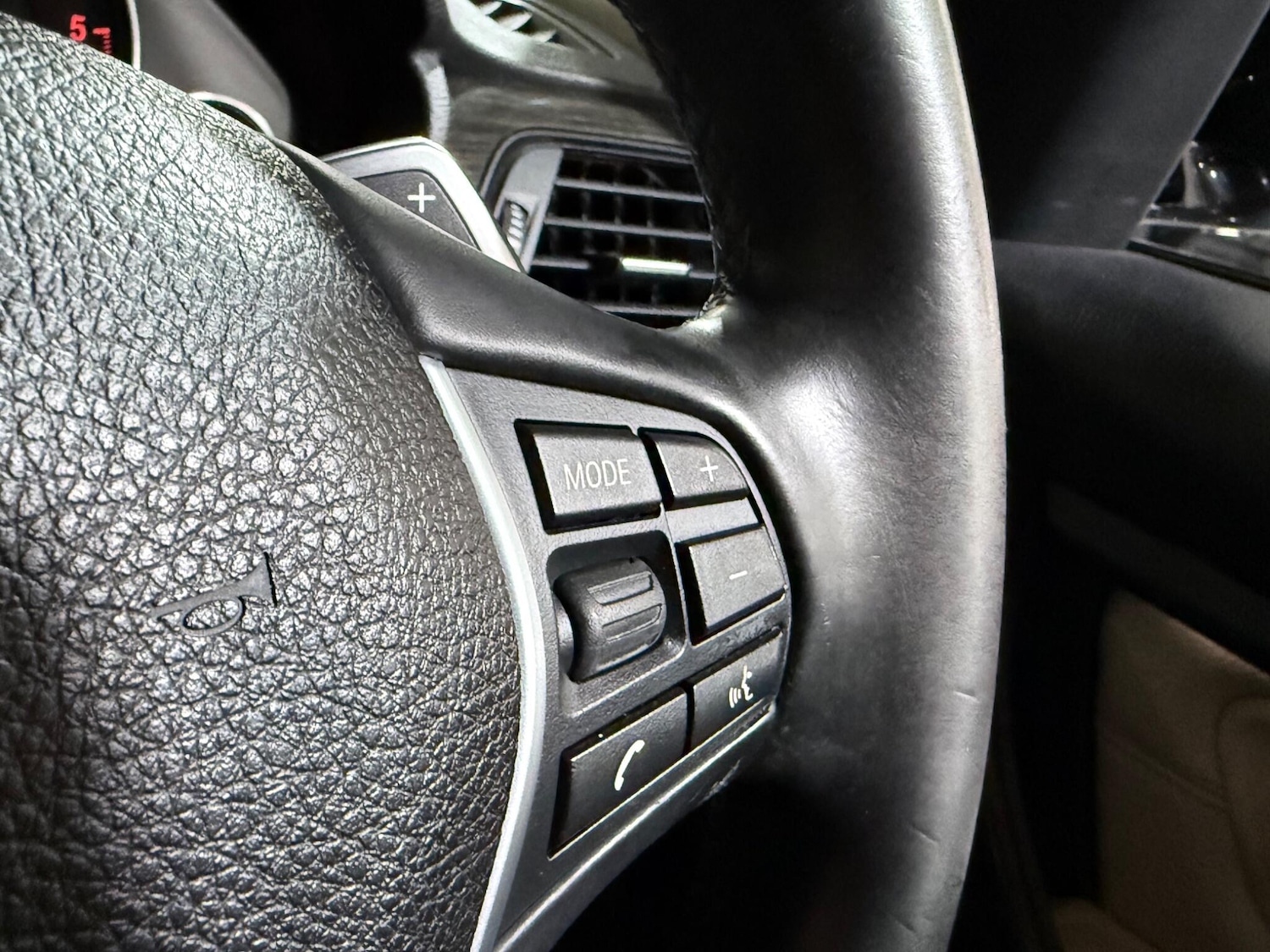 Used BMW 3 Series 2015 for sale - 77253967: Photo 34