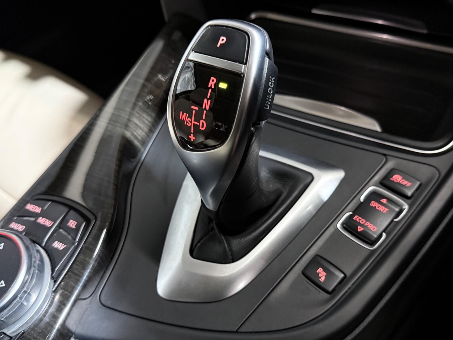 Used BMW 3 Series 2015 for sale - 77253967: Photo 40