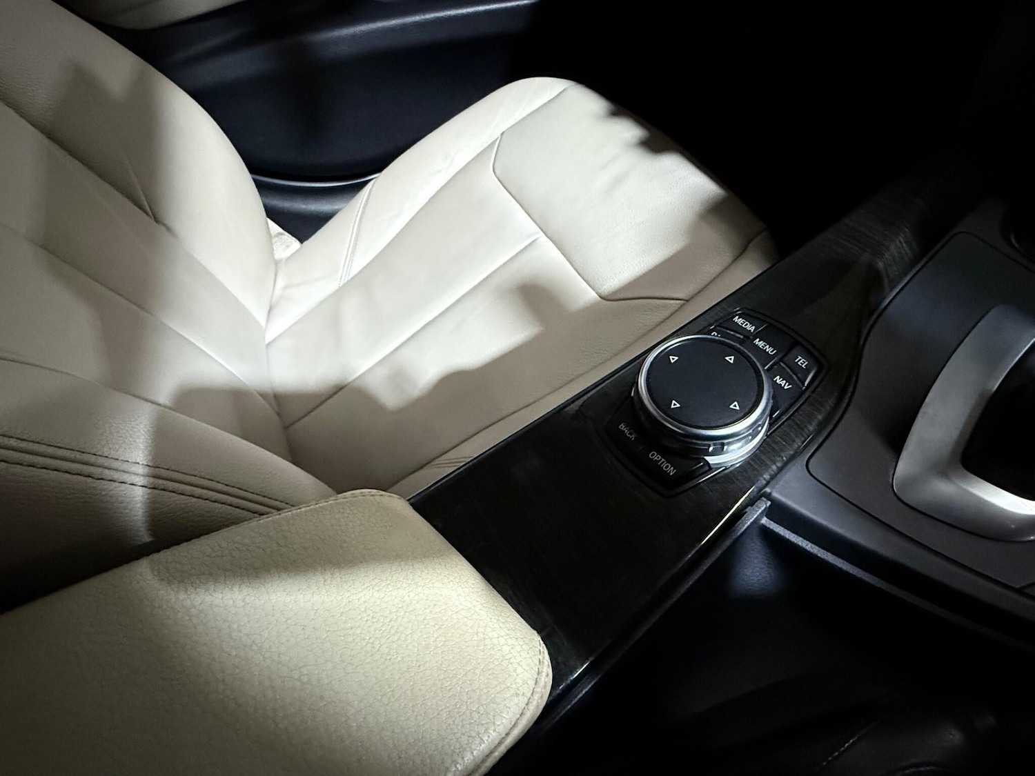 Used BMW 3 Series 2015 for sale - 77253967: Photo 42