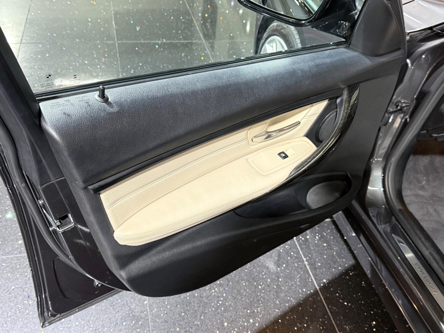 Used BMW 3 Series 2015 for sale - 77253967: Photo 64