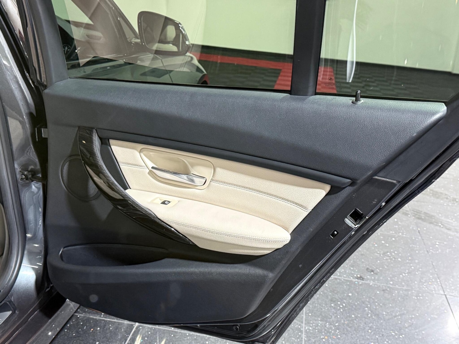 Used BMW 3 Series 2015 for sale - 77253967: Photo 66