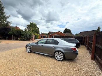 Used BMW 5 Series 2009 for sale - 78517560: Photo