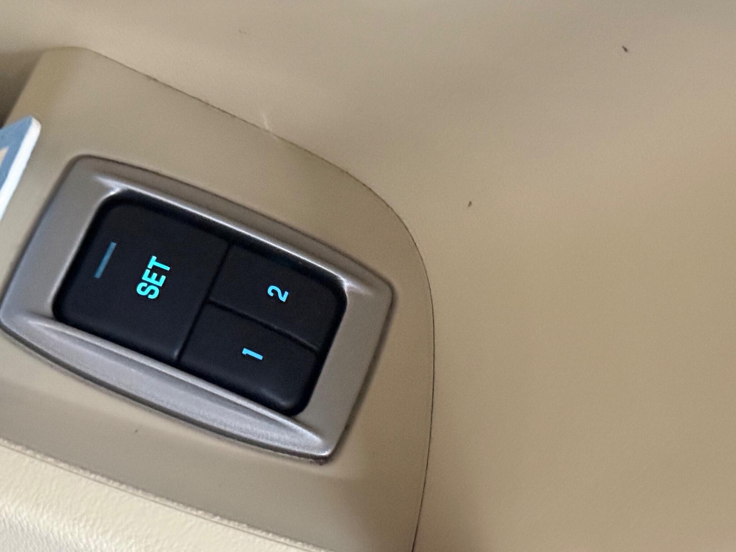 Used Jaguar XF 2015 for sale - 77586586: Photo 51