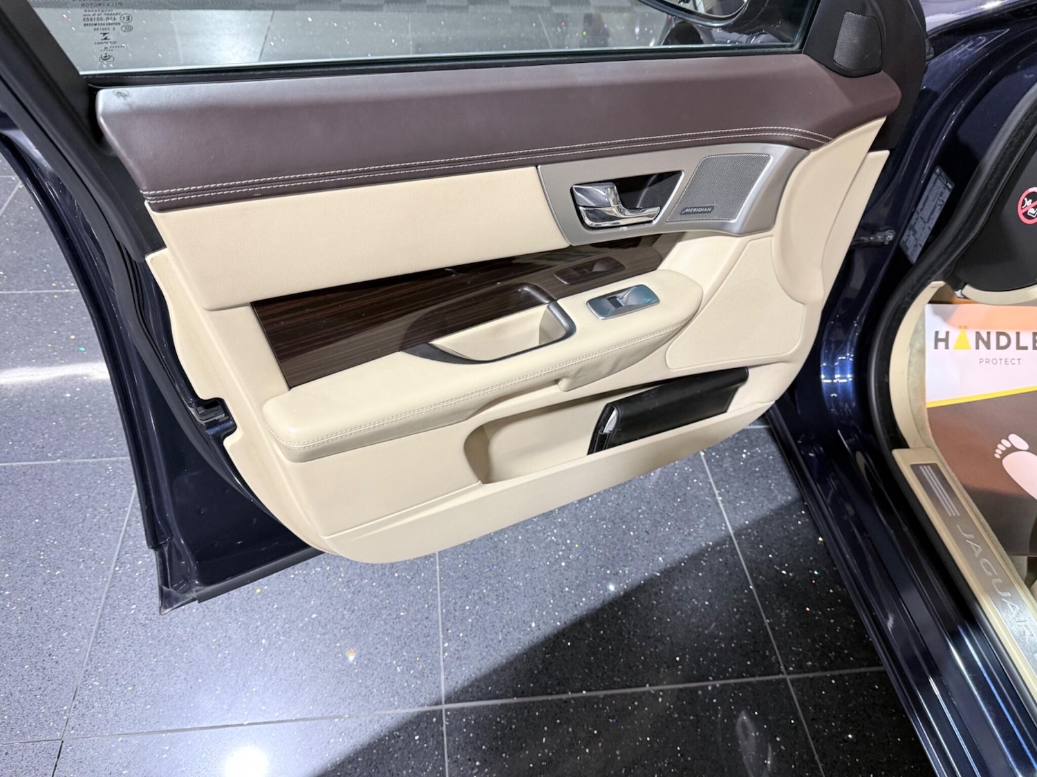 Used Jaguar XF 2015 for sale - 77586586: Photo 53