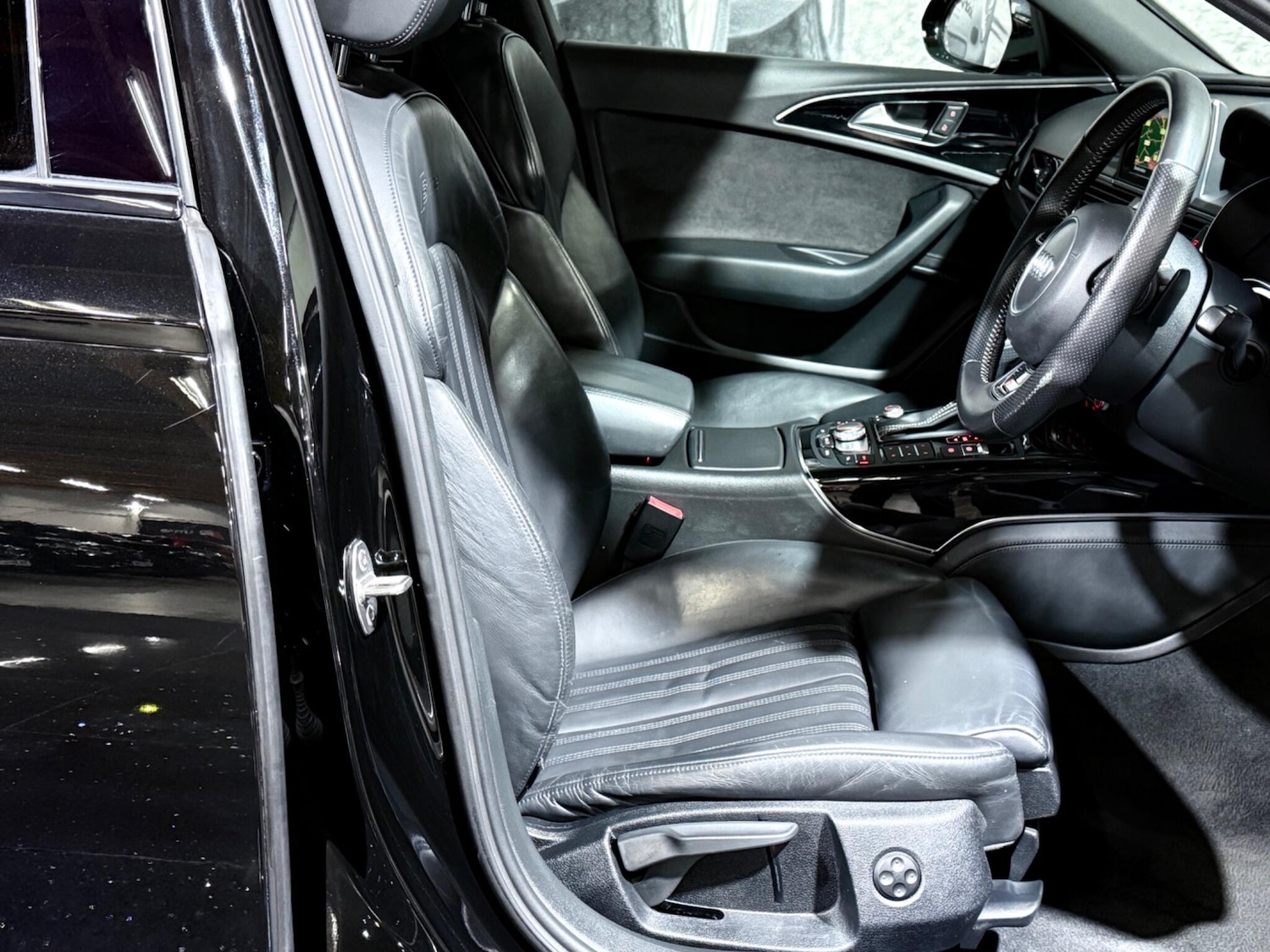 Used Audi A6 2015 for sale - 77016005: Photo 10