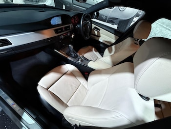 Used BMW 3 Series 2009 for sale - 77040477: Photo