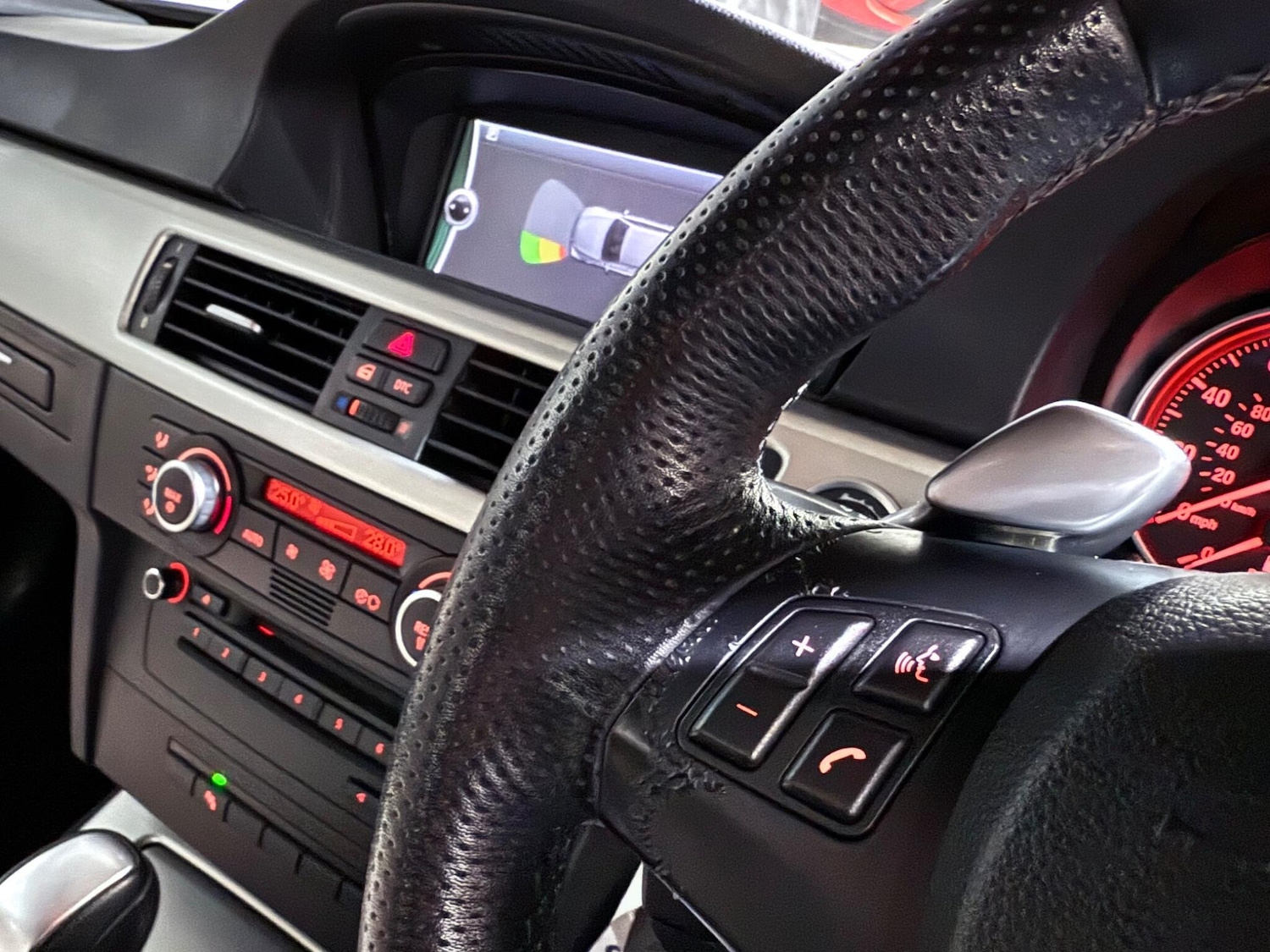 Used BMW 3 Series 2009 for sale - 77040477: Photo 35