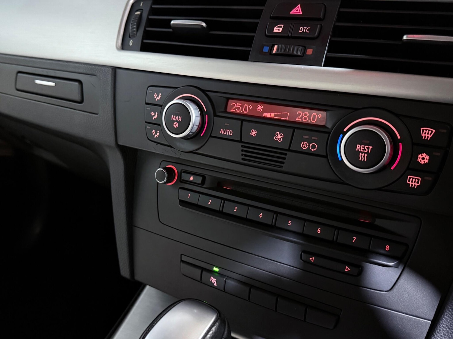 Used BMW 3 Series 2009 for sale - 77040477: Photo 38