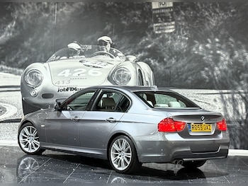 Used BMW 3 Series 2009 for sale - 77040477: Photo