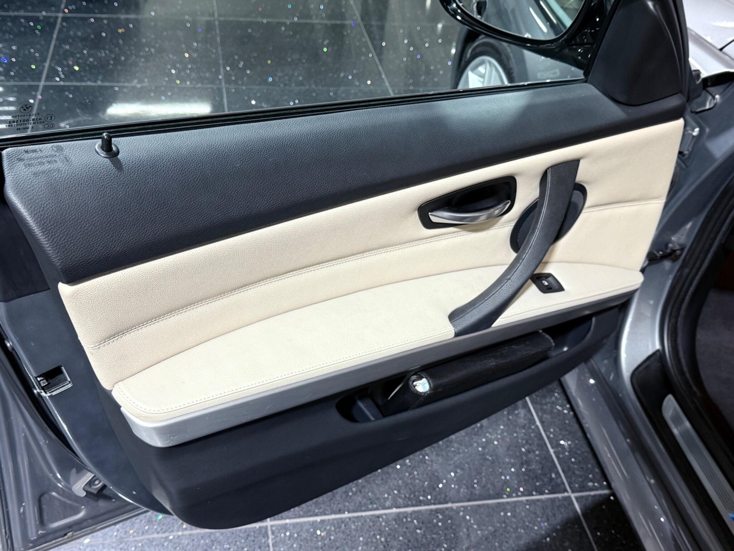 Used BMW 3 Series 2009 for sale - 77040477: Photo 49