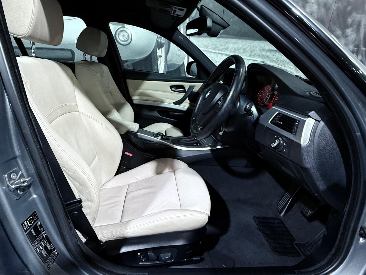 Used BMW 3 Series 2009 for sale - 77040477: Photo 9