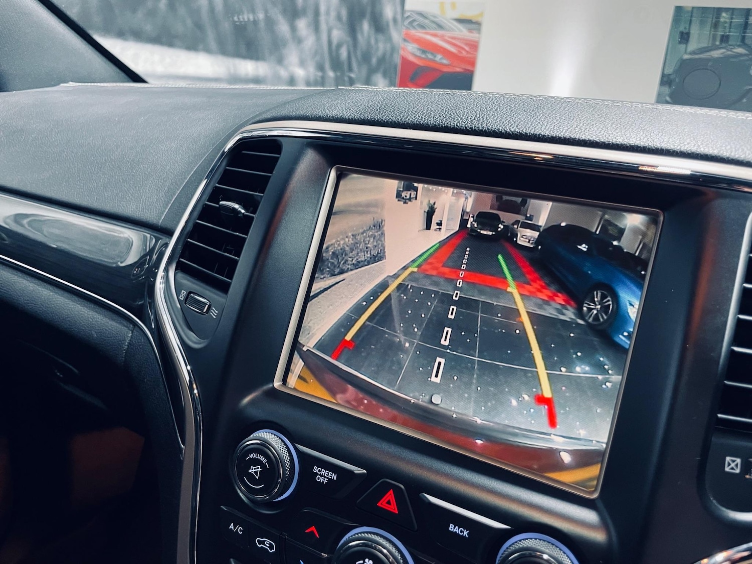 Used Jeep Grand Cherokee 2015 for sale - 76512631: Photo 31