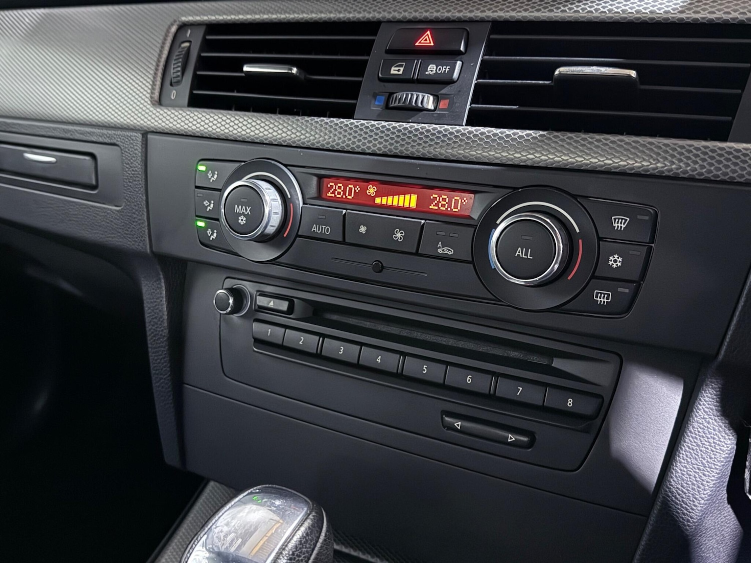 Used BMW 3 Series 2011 for sale - 77215917: Photo 33