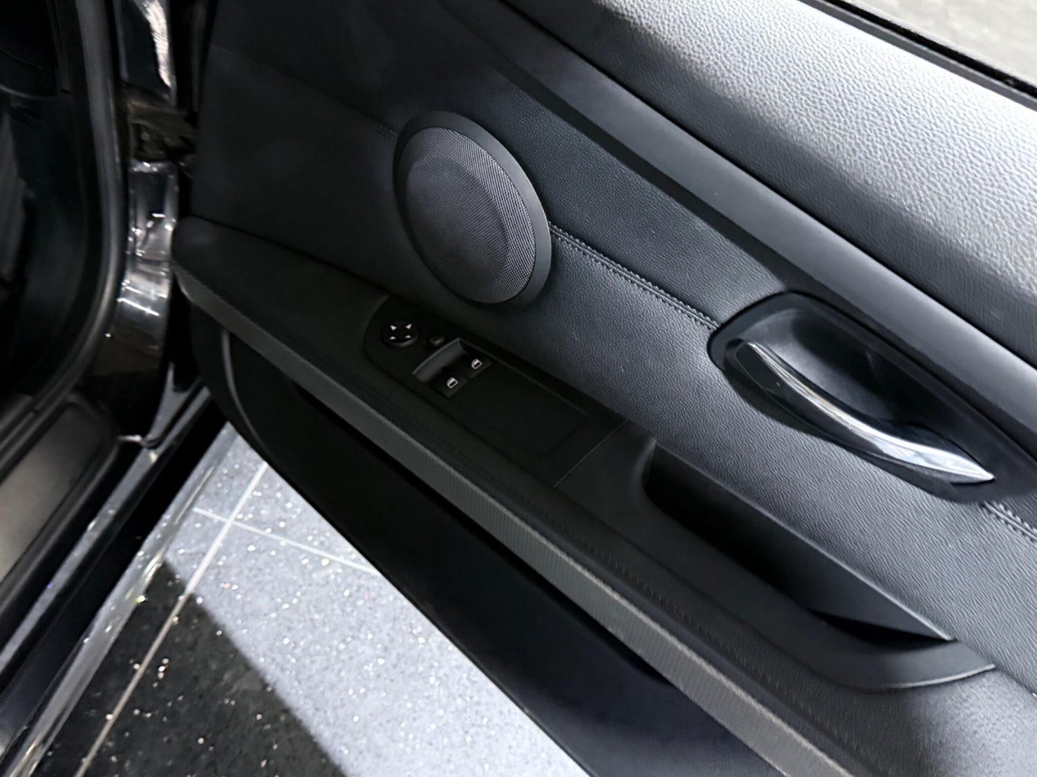 Used BMW 3 Series 2011 for sale - 77215917: Photo 42