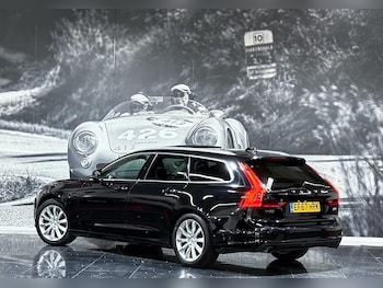 Used Volvo V90 2017 for sale - 76855981: Photo
