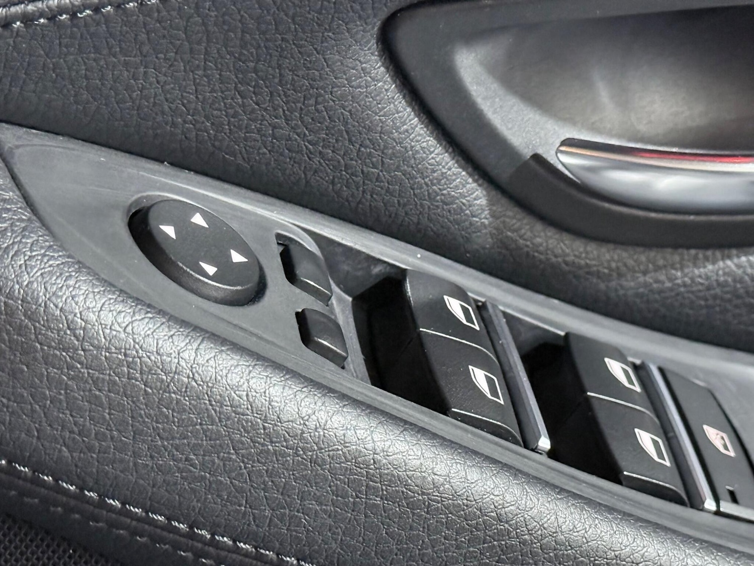 Used BMW 5 Series 2012 for sale - 78157787: Photo 55