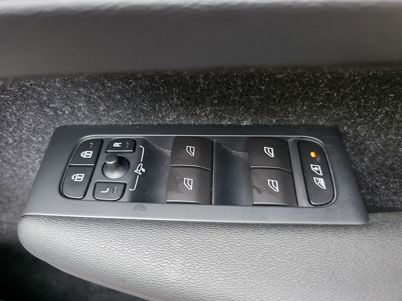 Used Volvo XC40 2018 for sale - 76819337: Photo 24