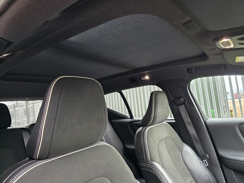 Used Volvo XC40 2018 for sale - 76819337: Photo 32