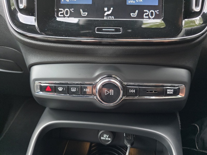 Used Volvo XC40 2018 for sale - 76819337: Photo 36