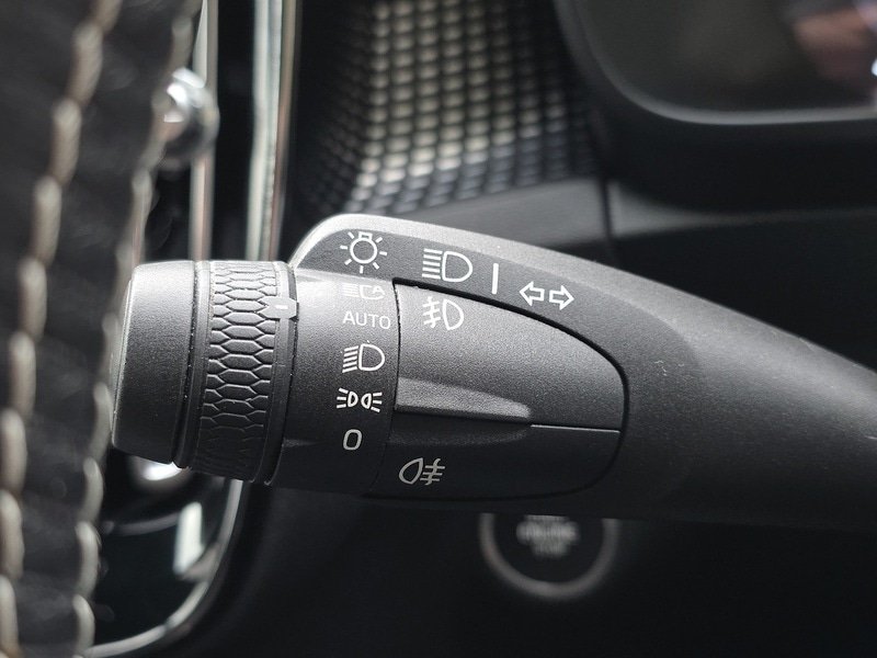 Used Volvo XC40 2018 for sale - 76819337: Photo 40