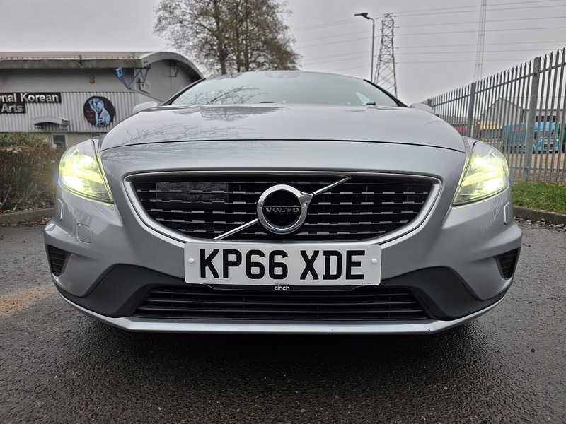 Used Volvo V40 2016 for sale - 77403393: Photo 11