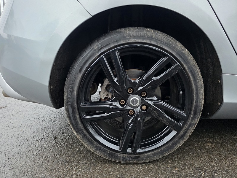 Used Volvo V40 2016 for sale - 77403393: Photo 61