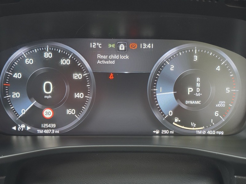 Used Volvo XC40 2018 for sale - 77337617: Photo 33