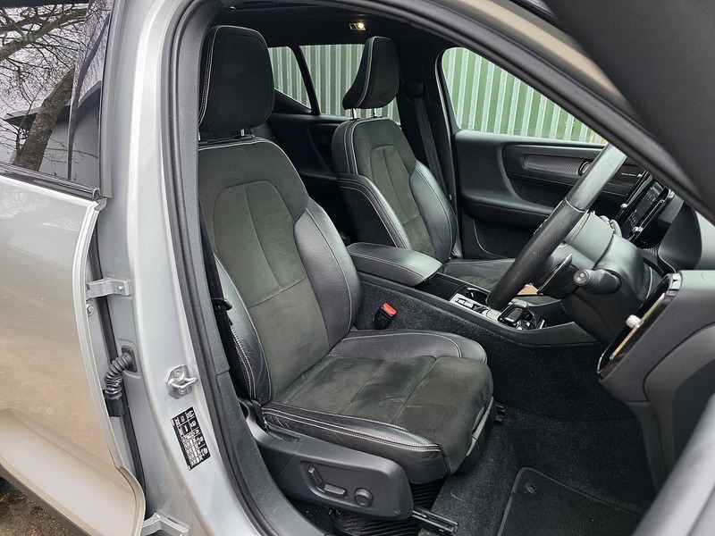 Used Volvo XC40 2018 for sale - 77123941: Photo 37