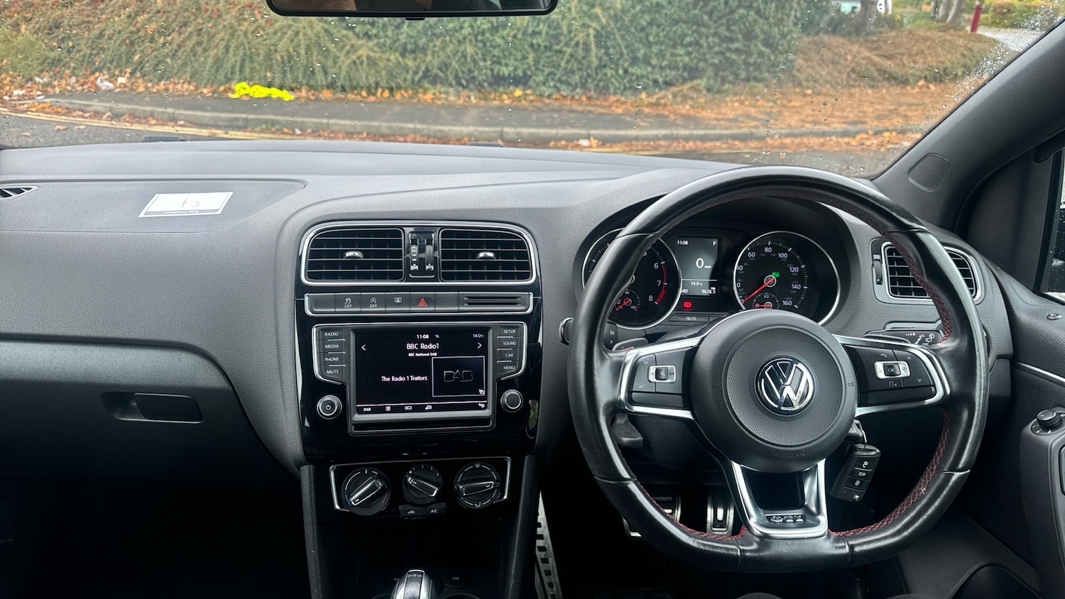 Used Volkswagen Polo 2017 for sale - 76738647: Photo 10