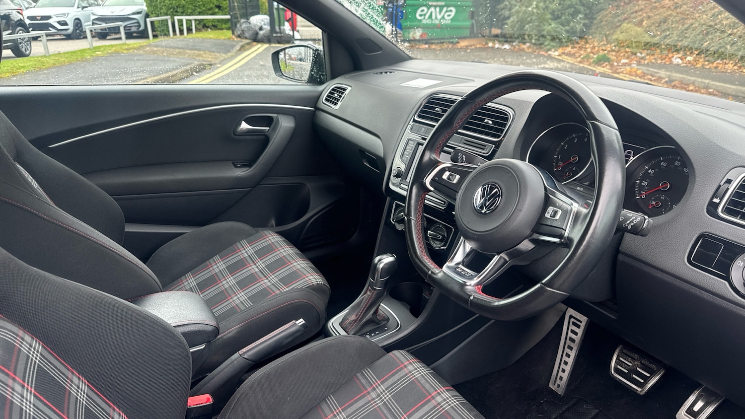 Used Volkswagen Polo 2017 for sale - 76738647: Photo 11