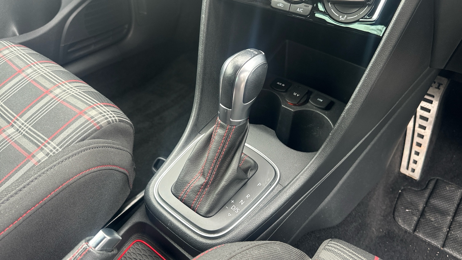 Used Volkswagen Polo 2017 for sale - 76738647: Photo 13