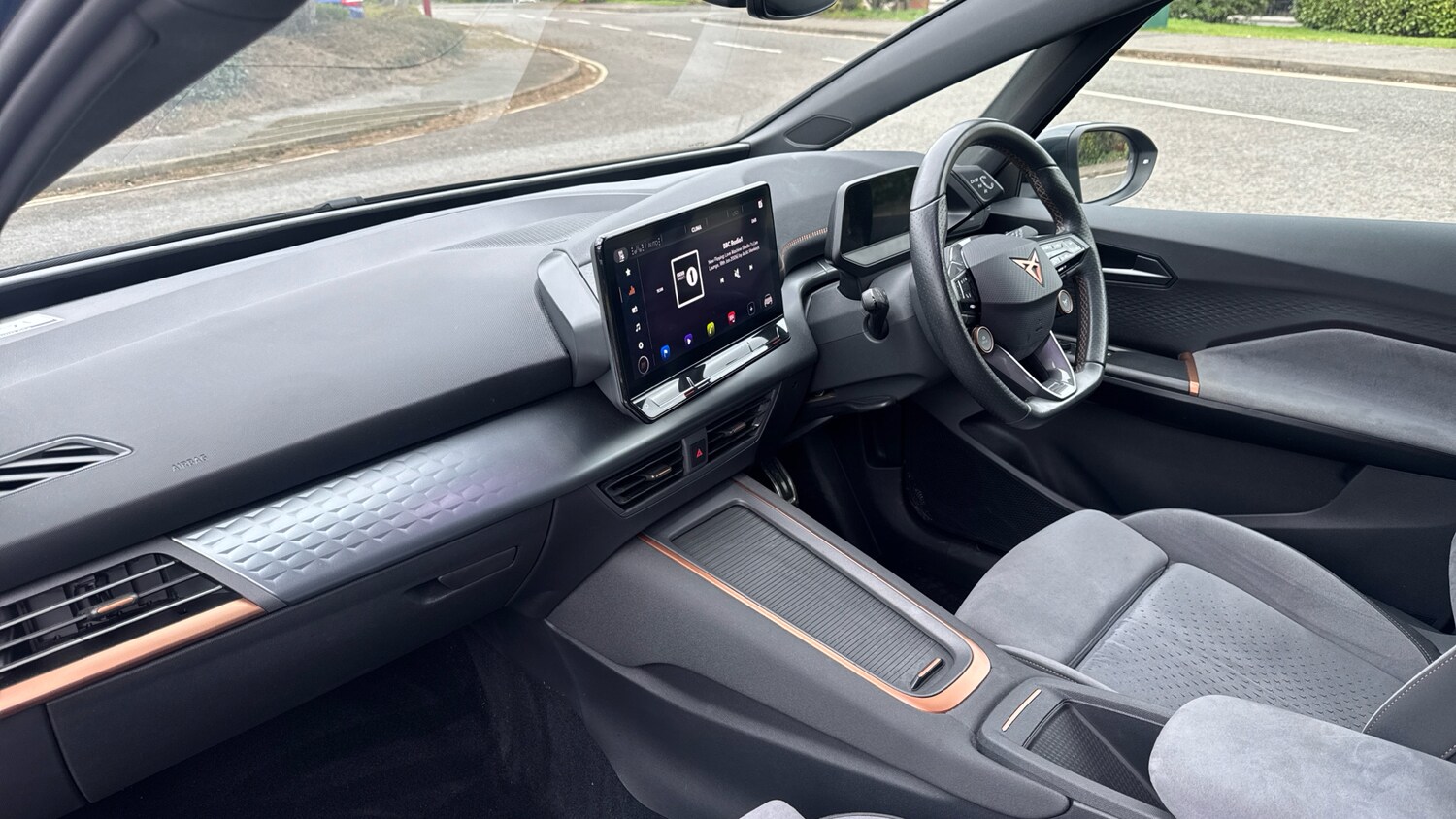 Used Cupra Born 2023 for sale - 77844557: Photo 2