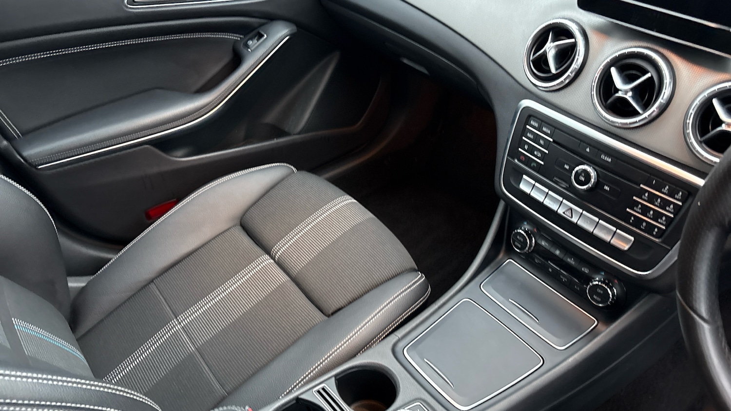 Used Mercedes-Benz CLA 2018 for sale - 77022739: Photo 14