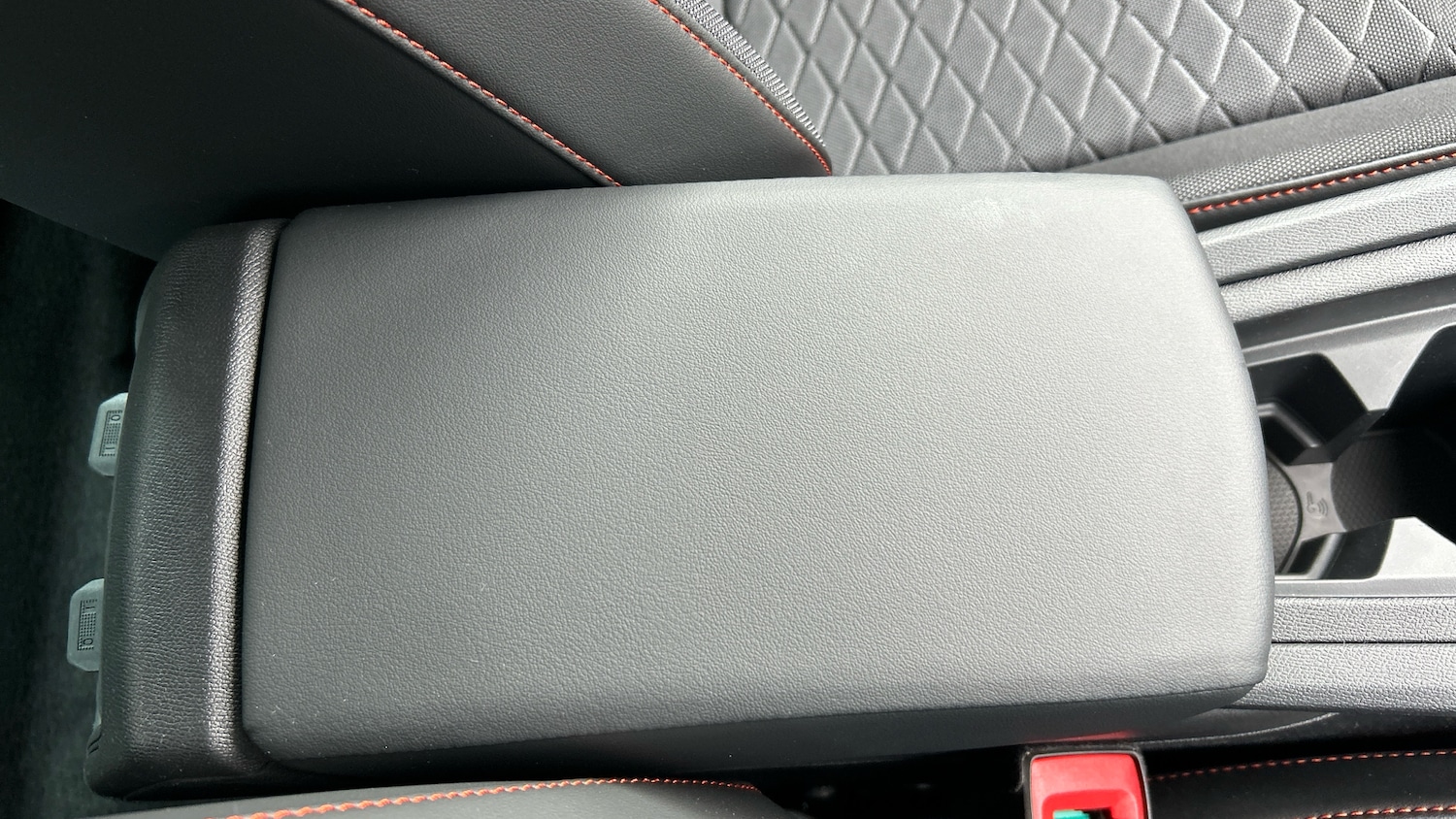 Used SEAT Leon 2025 for sale - 76882331: Photo 35