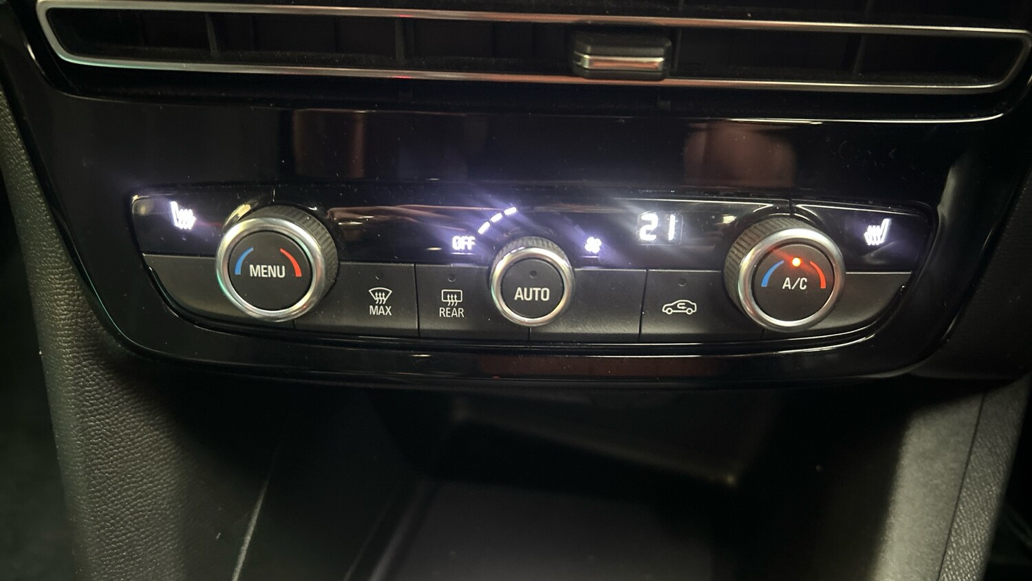 Used Vauxhall Mokka 2023 for sale - 77999249: Photo 28