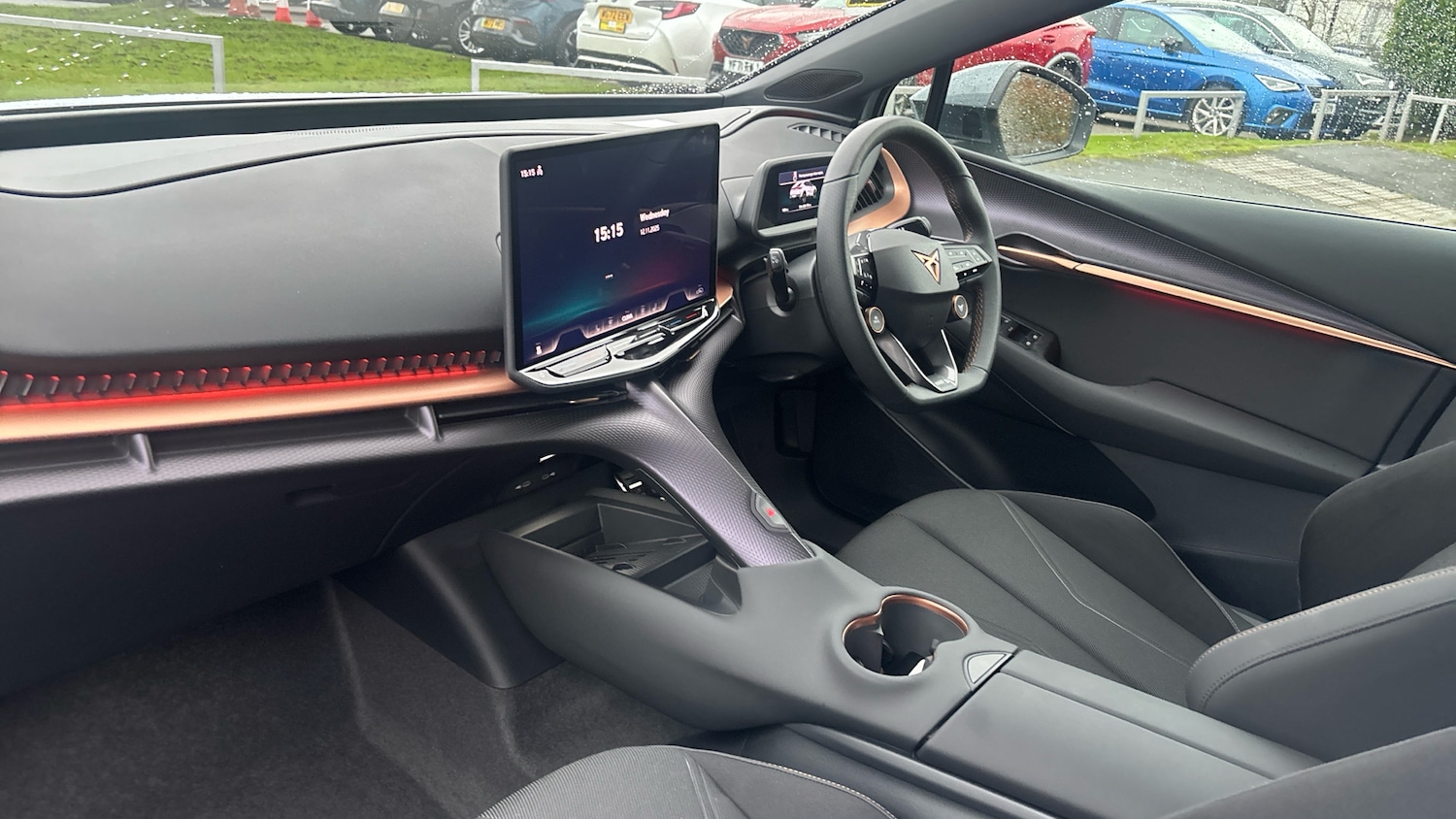 Used Cupra Tavascan 2025 for sale - 76611518: Photo 2