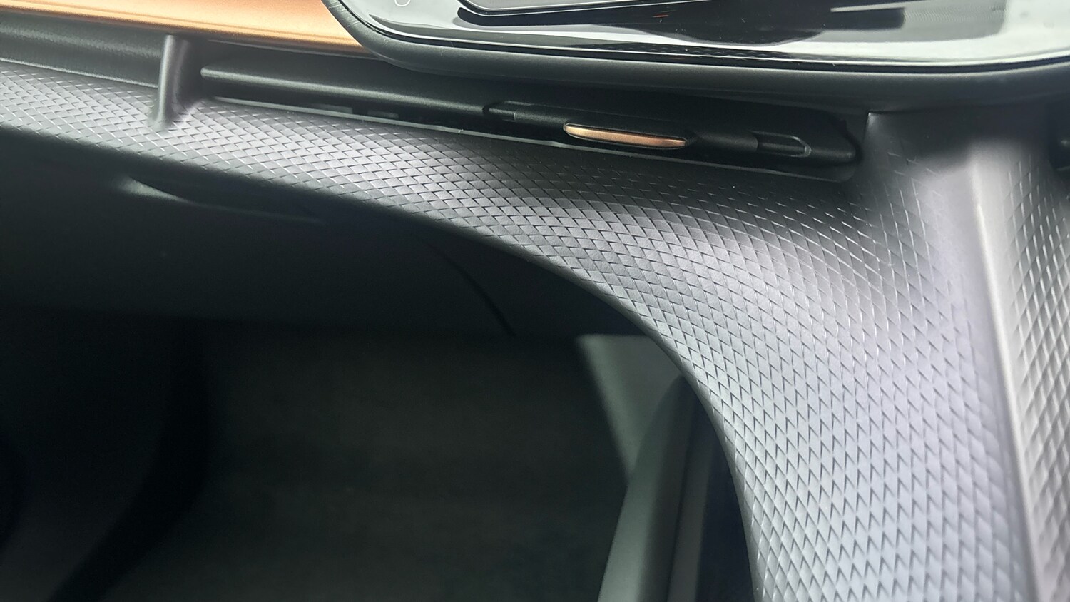 Used Cupra Tavascan 2025 for sale - 76611518: Photo 27