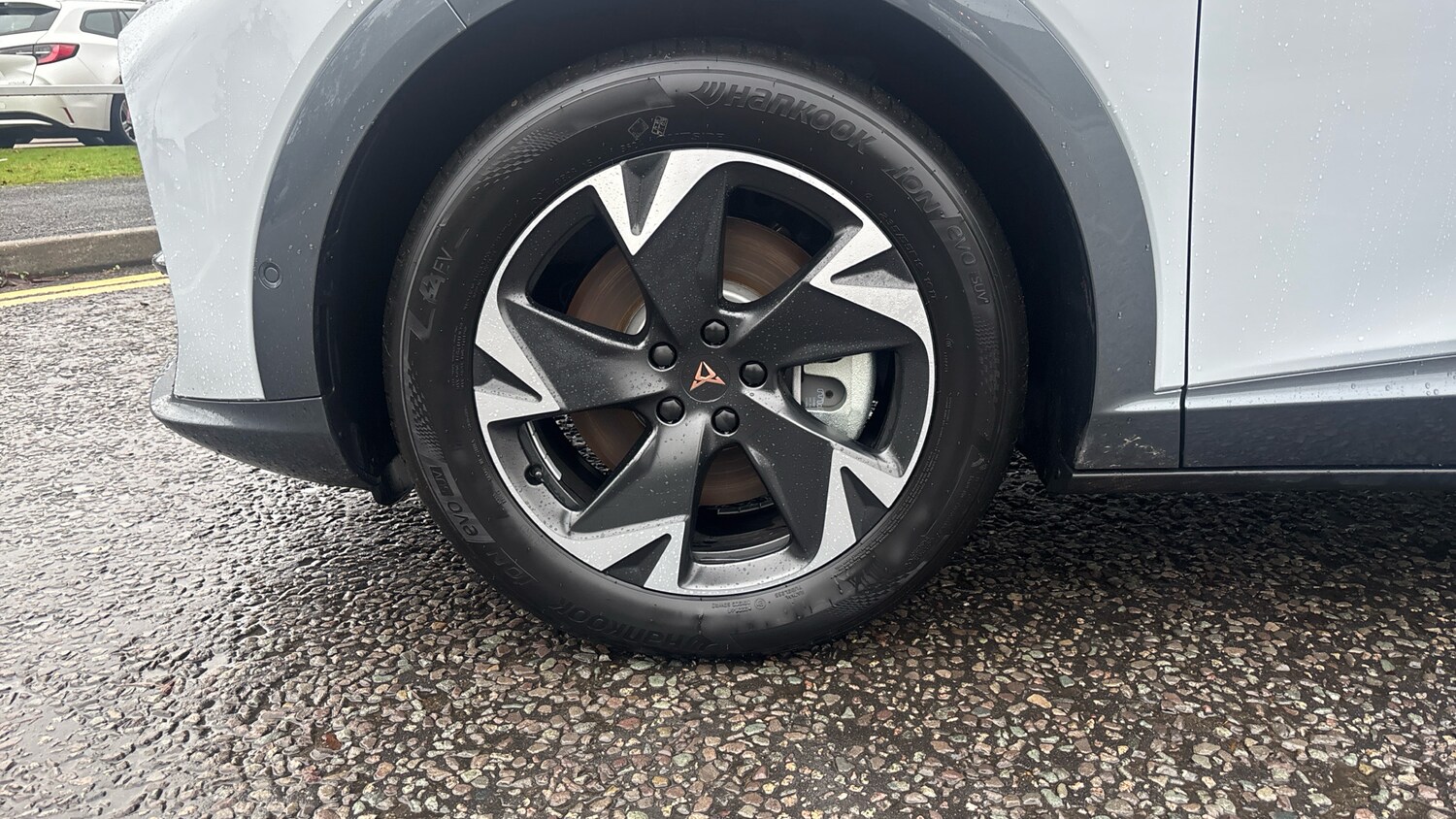 Used Cupra Tavascan 2025 for sale - 76611518: Photo 41