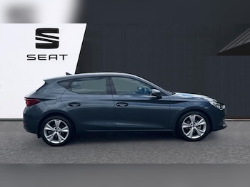 Used SEAT Leon 2023 for sale - 79438999: Photo