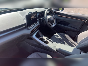 Used Cupra Terramar 2025 for sale - 76079644: Photo 2