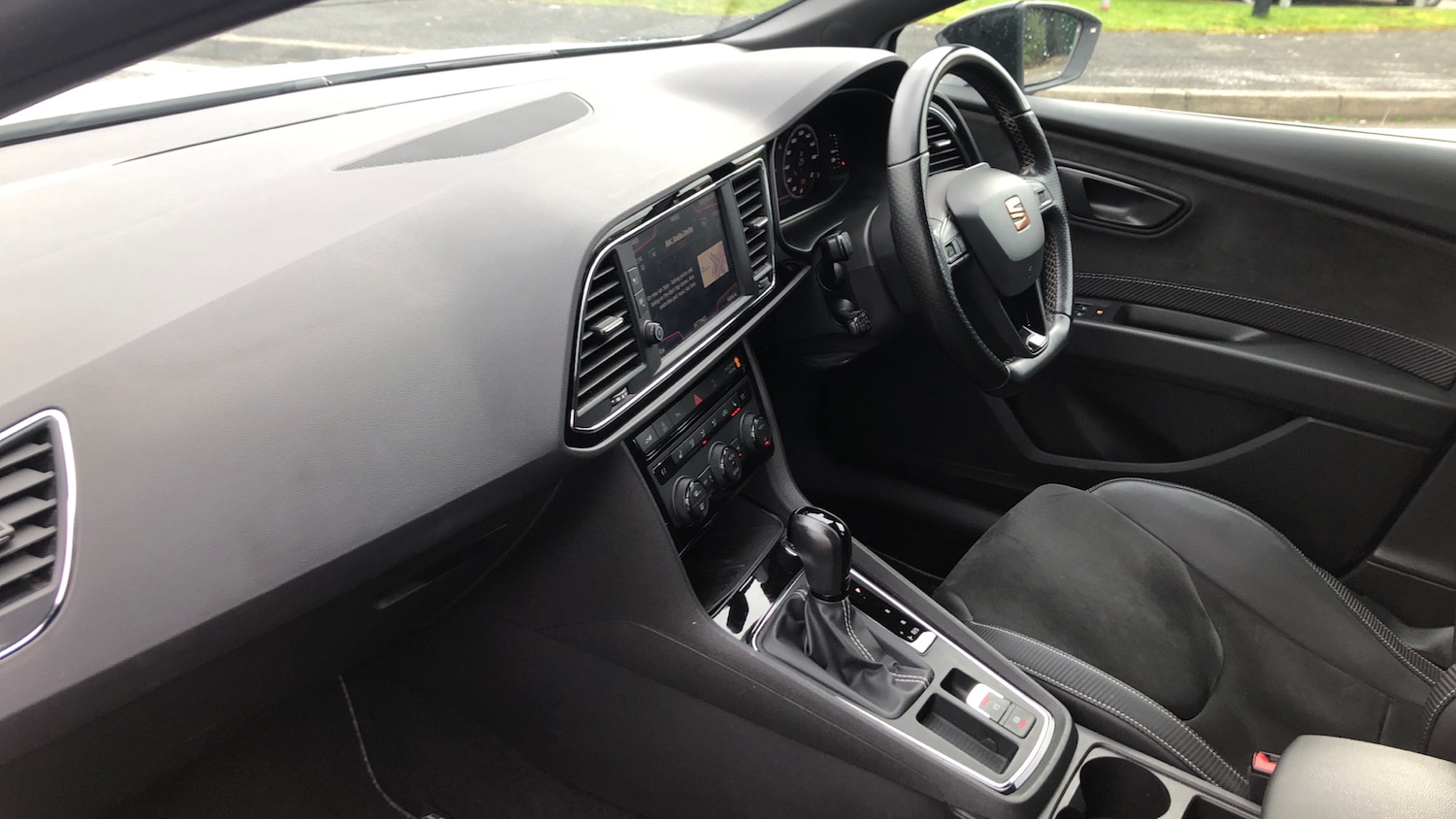 Used SEAT Leon 2020 for sale - 77921195: Photo 2