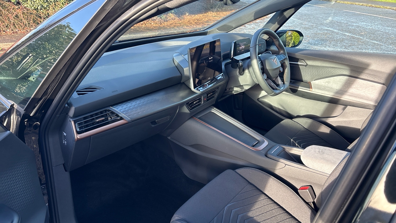 Used Cupra Born 2025 for sale - 77251048: Photo 2