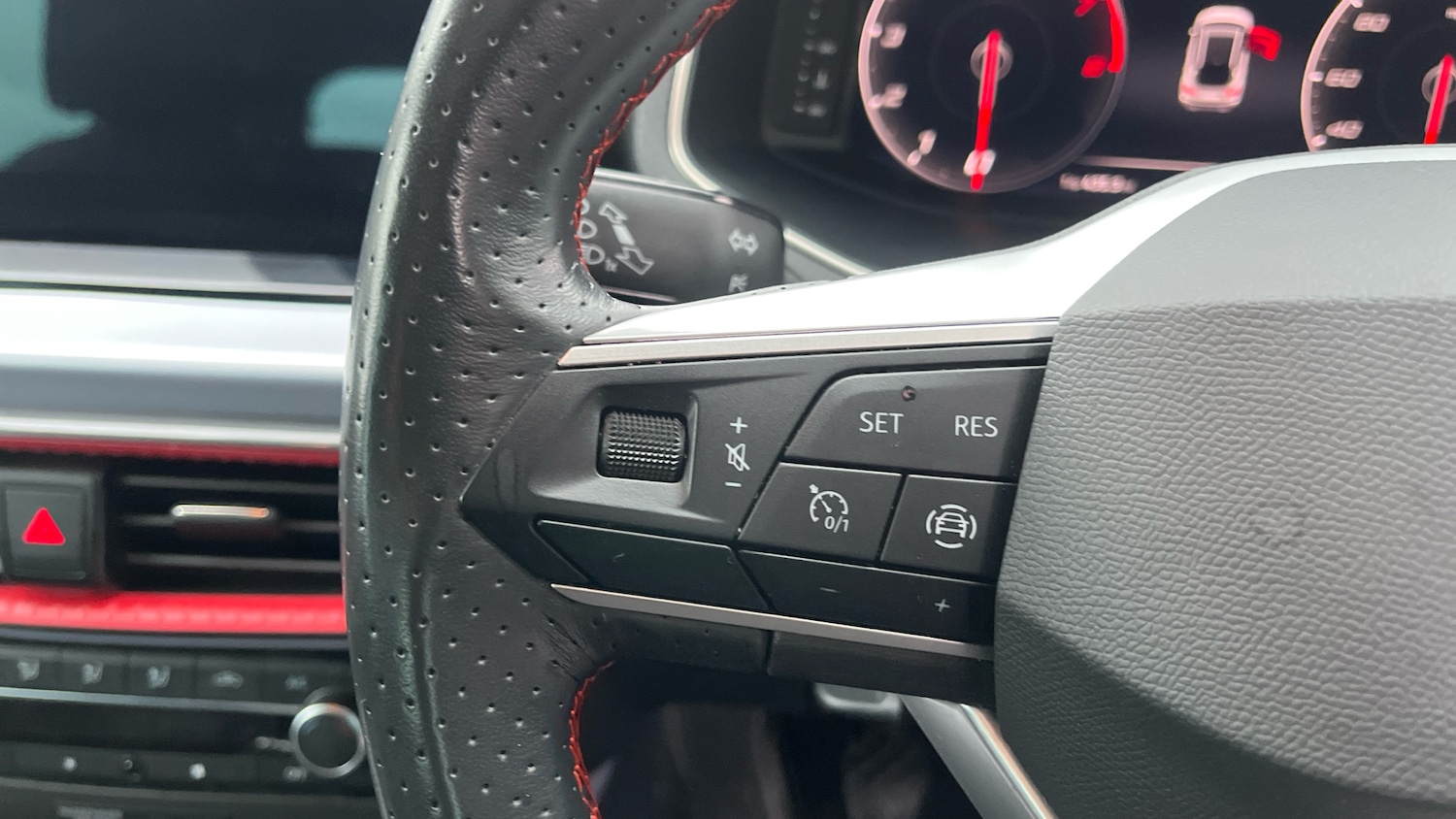 Used SEAT Arona 2023 for sale - 76891967: Photo 17