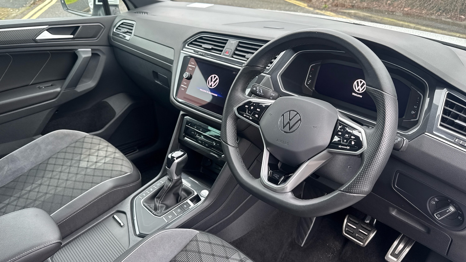 Used Volkswagen Tiguan 2023 for sale - 77446182: Photo 11