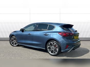 Used Ford Focus 2022 for sale - 79584108: Photo