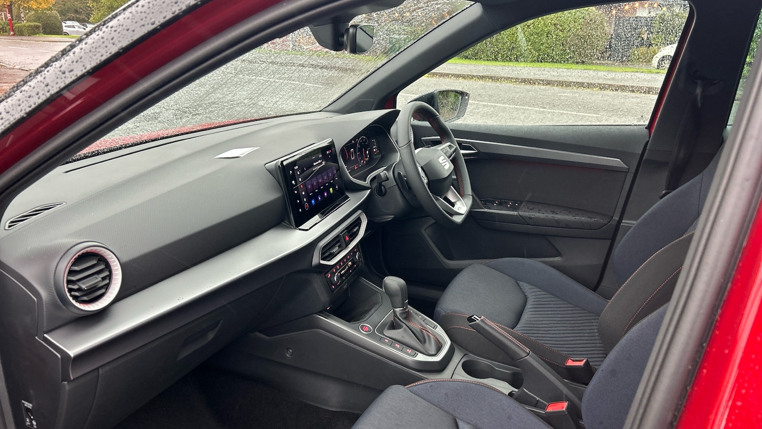 Used SEAT Arona 2025 for sale - 76792917: Photo 2