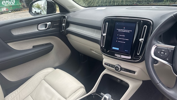 Used Volvo XC40 2023 for sale - 76231592: Photo 14