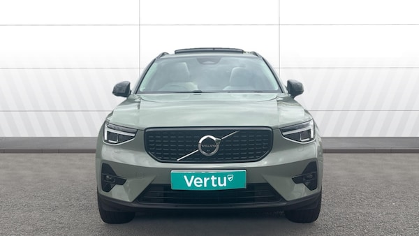 Used Volvo XC40 2023 for sale - 76231592: Photo 3